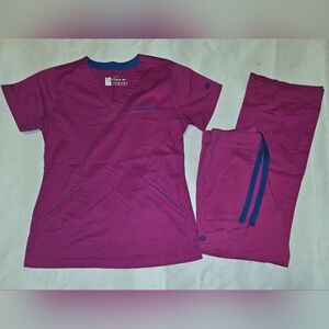 BIO Bring It On Scrub Set In Magenta & Blue Size Xsmall